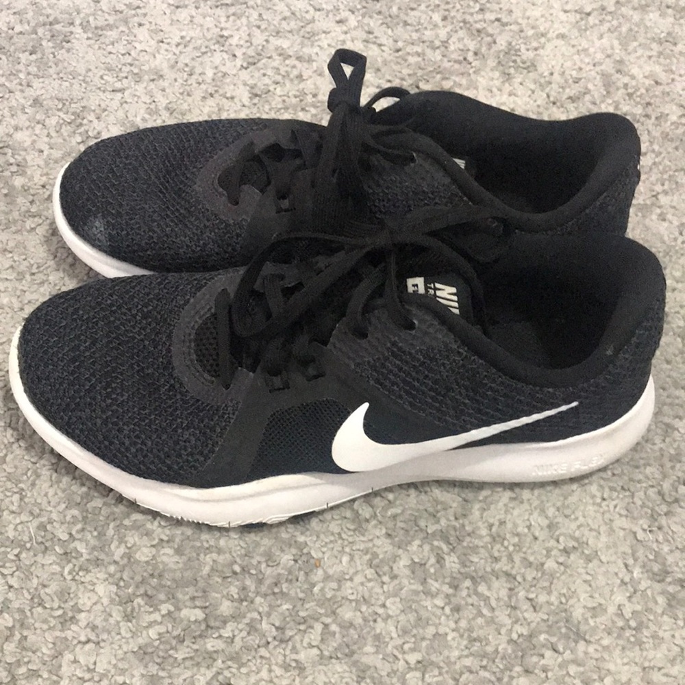 Nike flex training shoe